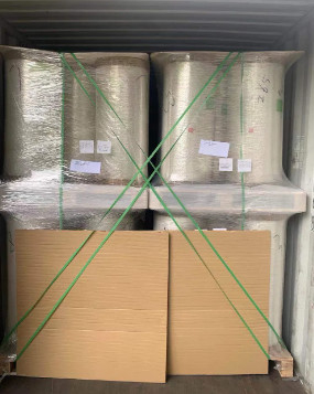 Color Yellow PE Heat Shrink / LLDPE Stretch Film For Packaging Bottle / Beverage Wrapping Protective